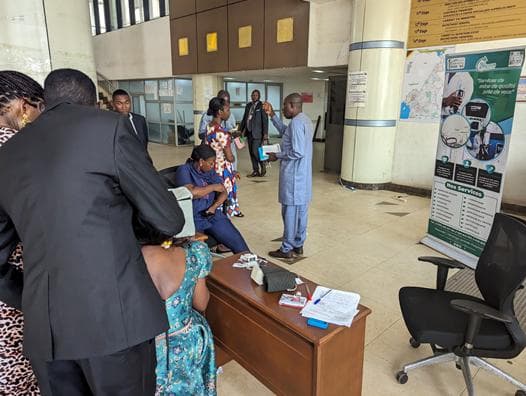 Stand d’accueil et de dépistage dans les locaux du MINEE