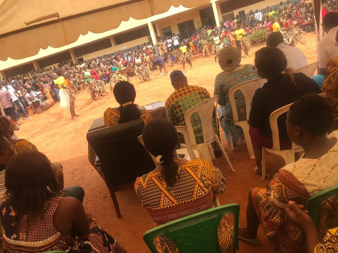 Rassemblement et animation au lycée de Ngoulmekong